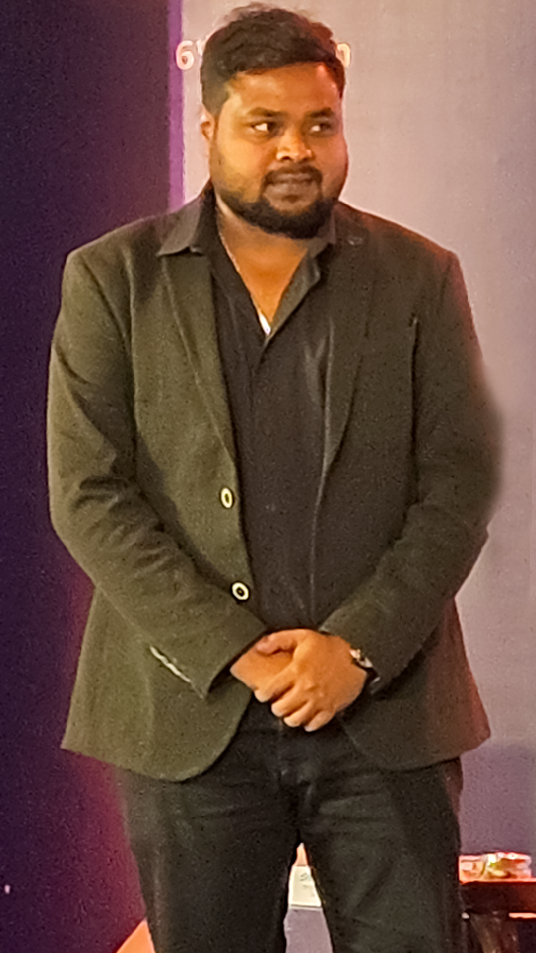 Mr. Navneet Sarawngi